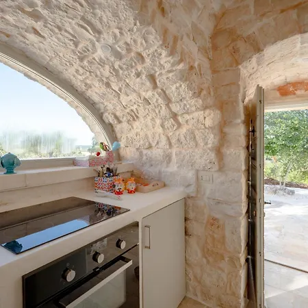 Guesthost - Trulli Mashara Villa Martina Franca