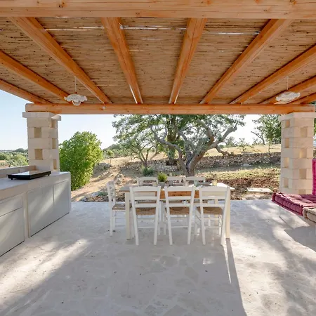 Guesthost - Trulli Mashara *