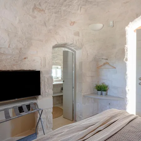 Guesthost - Trulli Mashara Villa