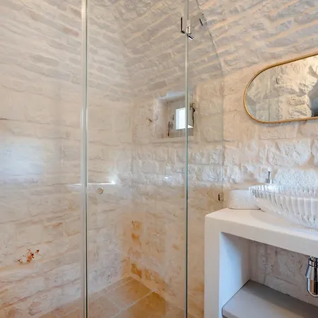 Guesthost - Trulli Mashara