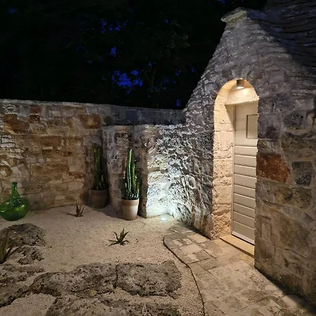 Guesthost - Trulli Mashara